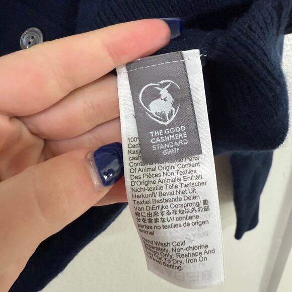 NWT J.Crew Cashmere Patch Pocket Cardigan Sweater BF016 in Black Size XXS - Picture 7 of 9